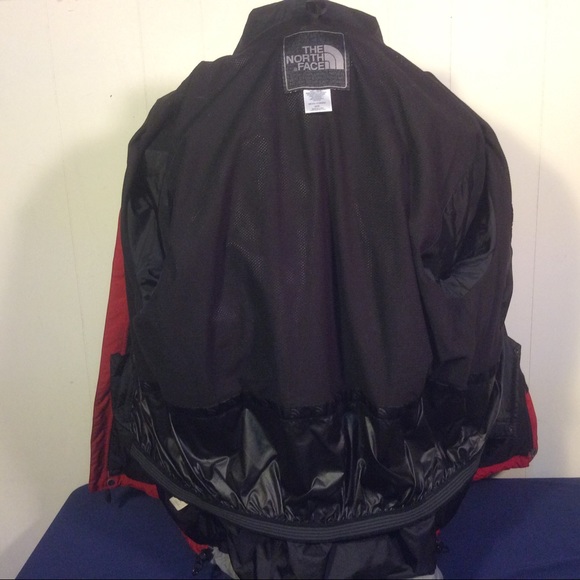 Men’s The North Face HyVent Jacket Mens size medium Red & Gray - Picture 8 of 16
